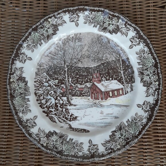 Johnson Bros Friendly Village 10 inch Dinner Plate - Picture 1 of 5